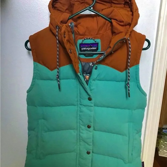 Patagonia hooded Bivy down vest - Picture 3 of 6